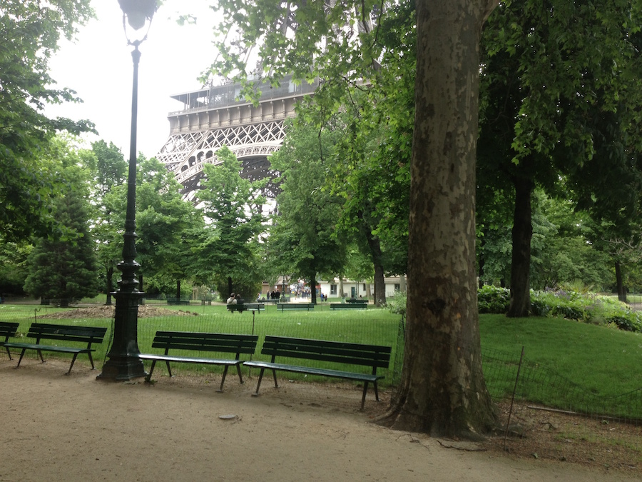 Eiffel Tower Park - Paris